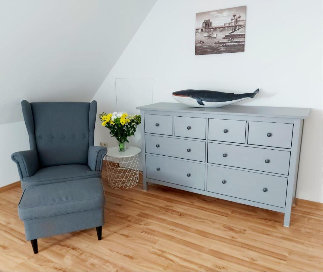 Hochwertige Ferienwohnung Direkt Am Hafen Mit Balkon Karlshagen Exterior foto