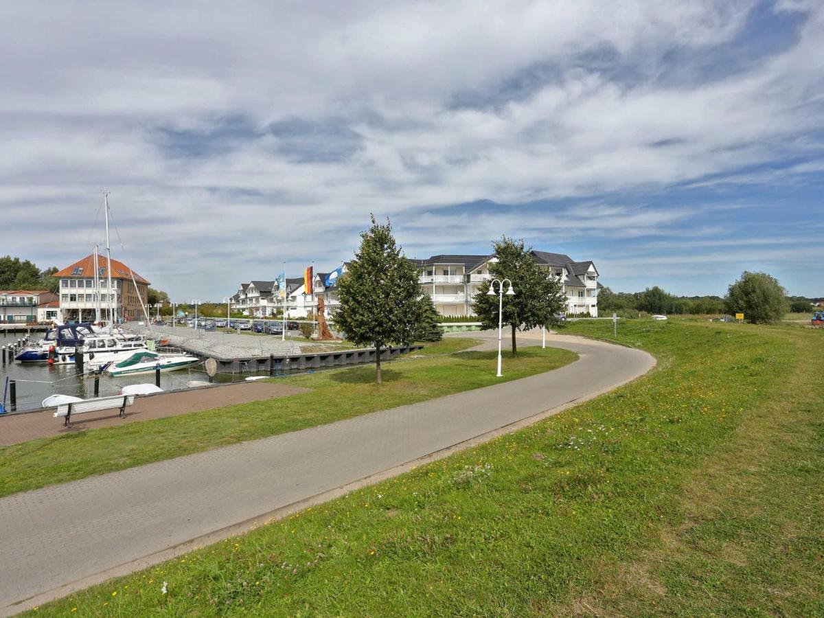 Hochwertige Ferienwohnung Direkt Am Hafen Mit Balkon Karlshagen Exterior foto
